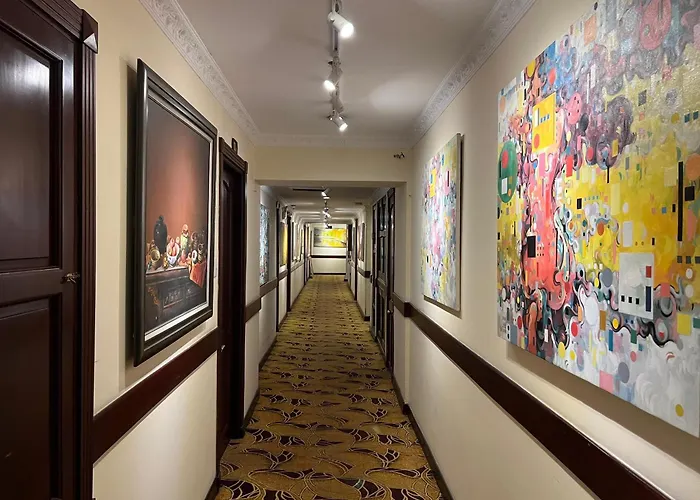 Huong Sen Hotel